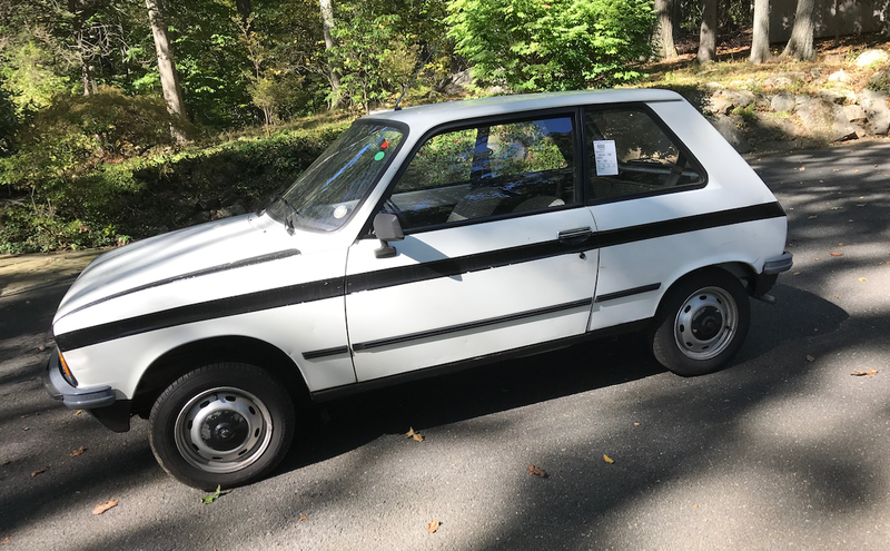 Illustration for article titled How I Bought An Old Citroën In France, Drove It Around, And Brought It To America
